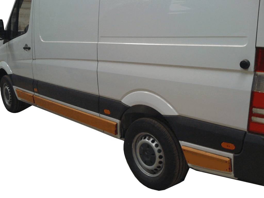 fourniture et pose dans votre utilitaire avec protection en bois sur les cotés pour mercedes sprinter