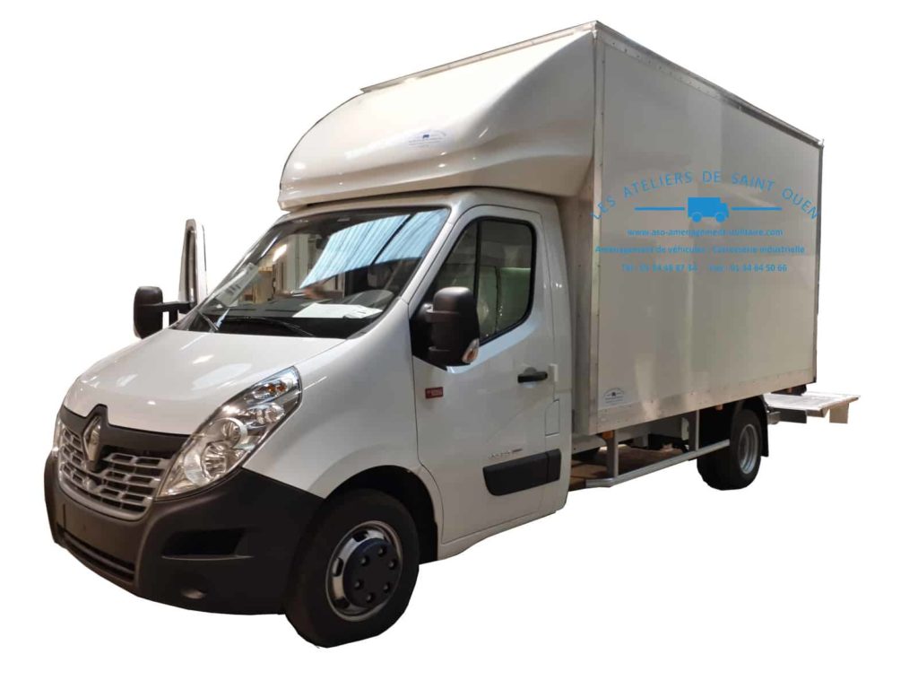 fourniture et pose dans votre utilitaire pour renault master avec caisse 20m3 avec hayon élévaeur