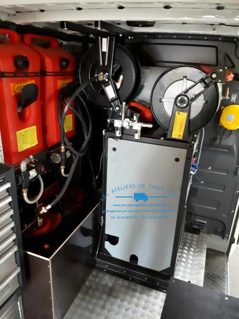 fourniture et pose dans votre utilitaire plancher en aluminium avec étagère énergie embarqué