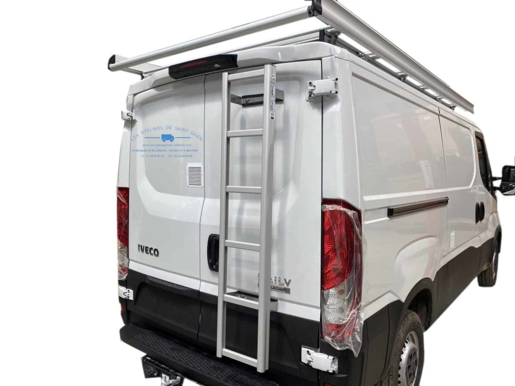 aménagement fourniture et pose de galerie en aluminium avec échelle pour iveco daily