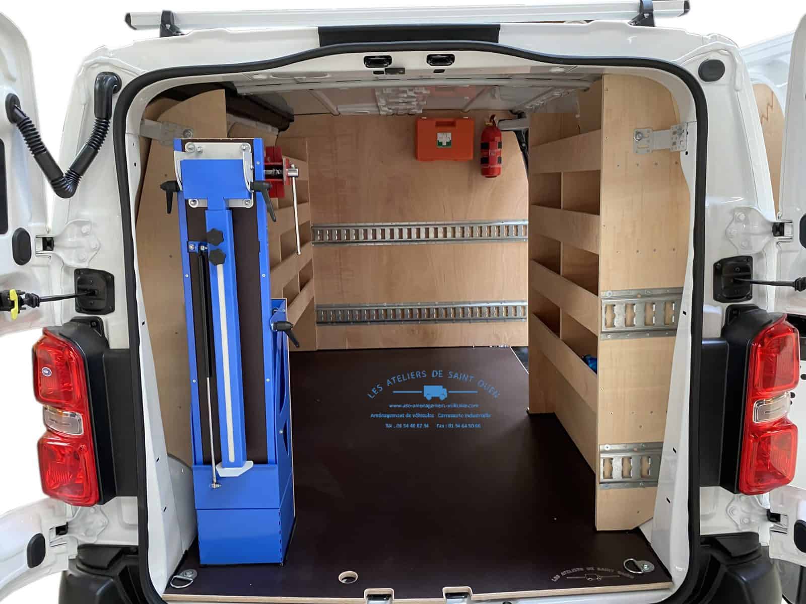 Solution d'arrimage véhicule utilitaire, transport de marchandise