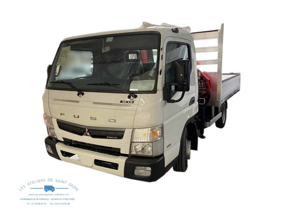 fourniture et pose benne en aluminium et potence de chargement avec attelage pour fuso