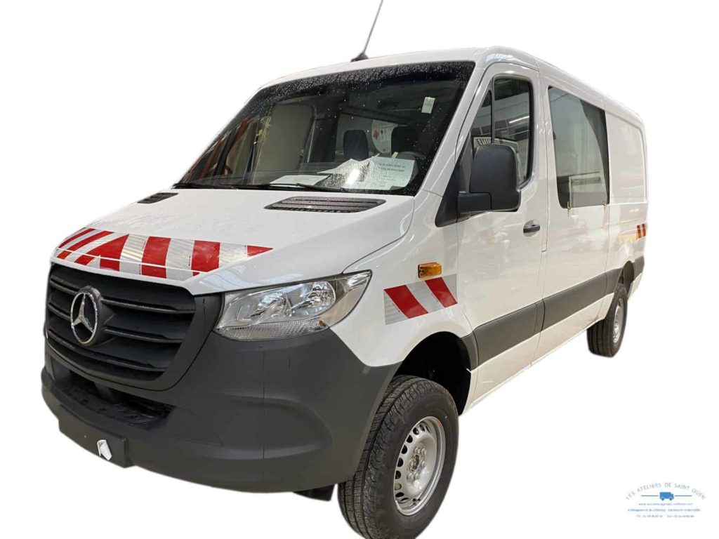 mercedes sprinter avec kit de bande réfléchissante classe b avec marche pied et serrure mul-t-lock face avant