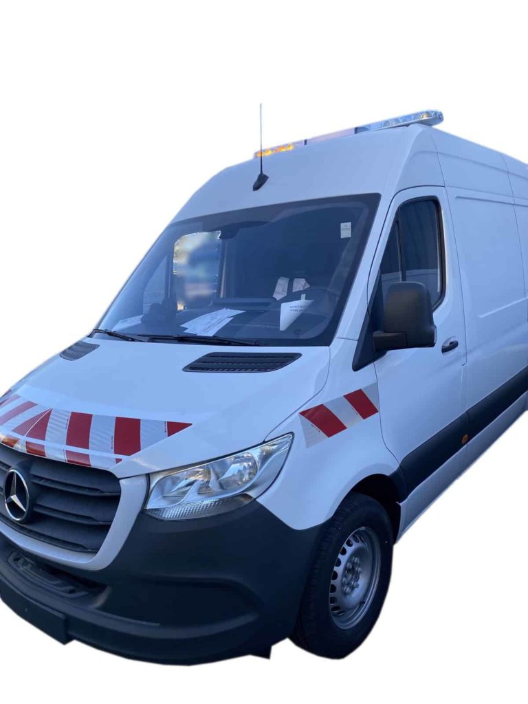 sprinter avec bande réfléchissante et rampe a défilement