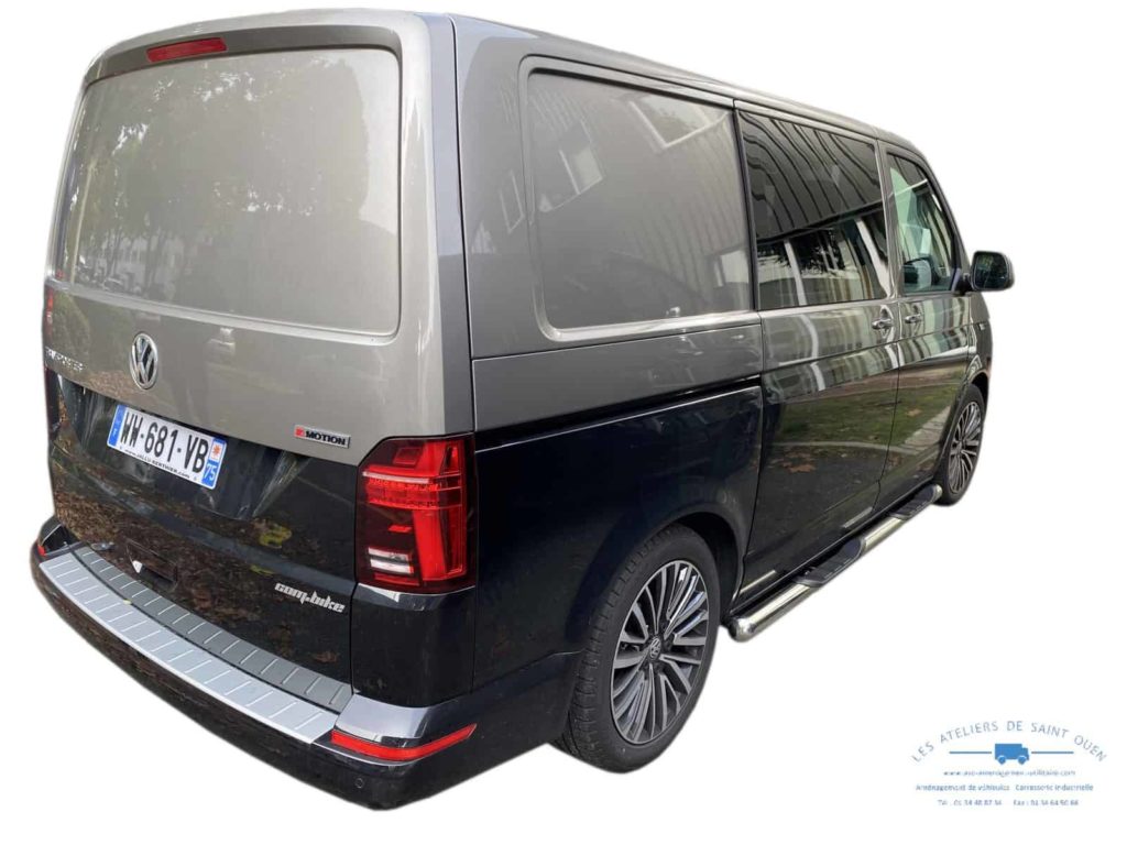 aménagement volkswagen transporteur avec seuil et tubes en inox