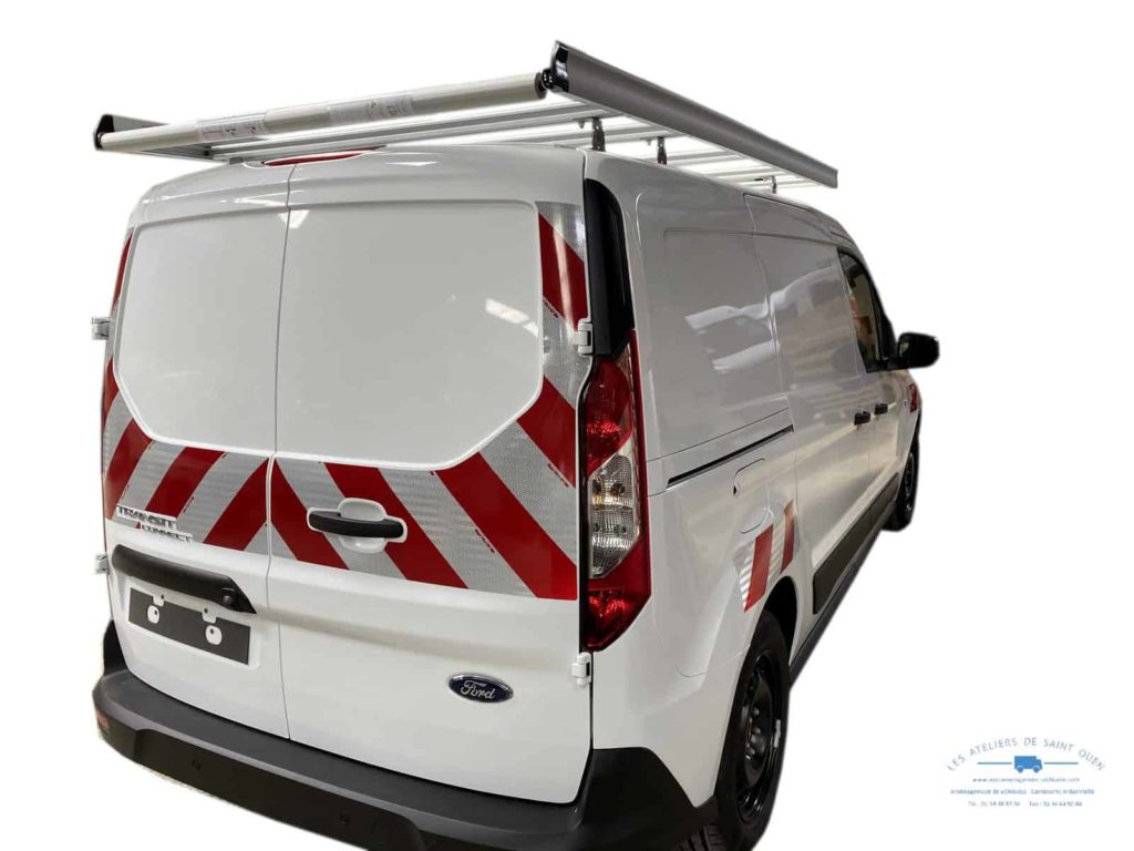 ford transit connect avec galerie en aluminium avec kit de bande réfléchissante