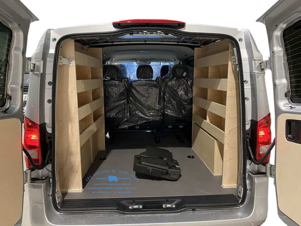 amenagementvehiculeutilitairehabillageboisetageresdroiteetgauchemercedesvitomixto