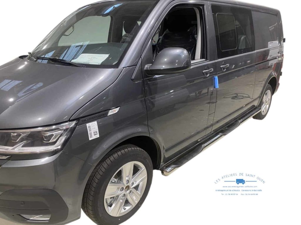 Volkswagen t6 avec cabine approfondie avec cloison amovible tubes inox