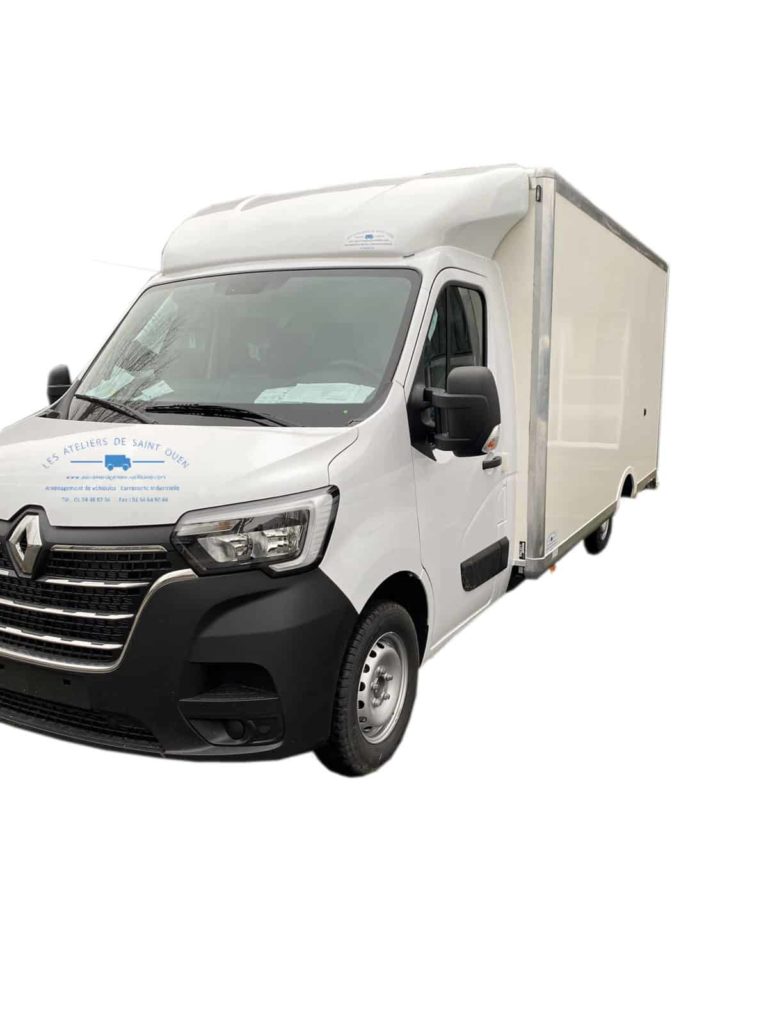 renault master avec caisse grand voulume et capucine