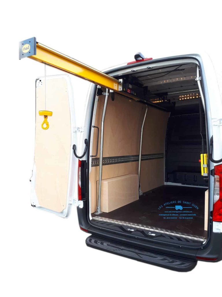 aménagement bois avec easyload et rail universel