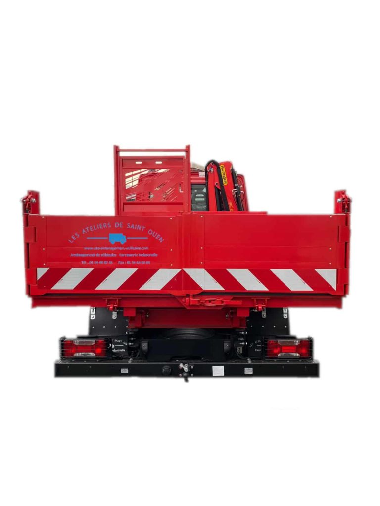 benne jpm peinte en rouge avec grue pour iveco daily