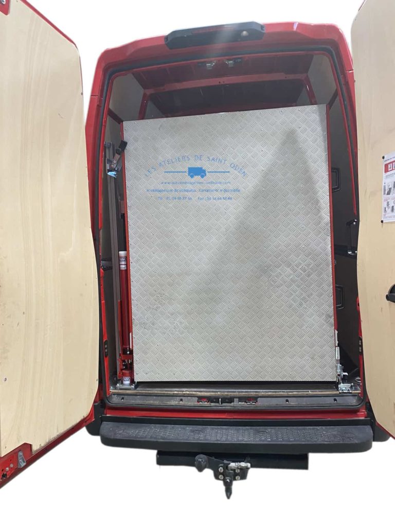 habillage utilitaire avec habillage Rampe de chargement replier