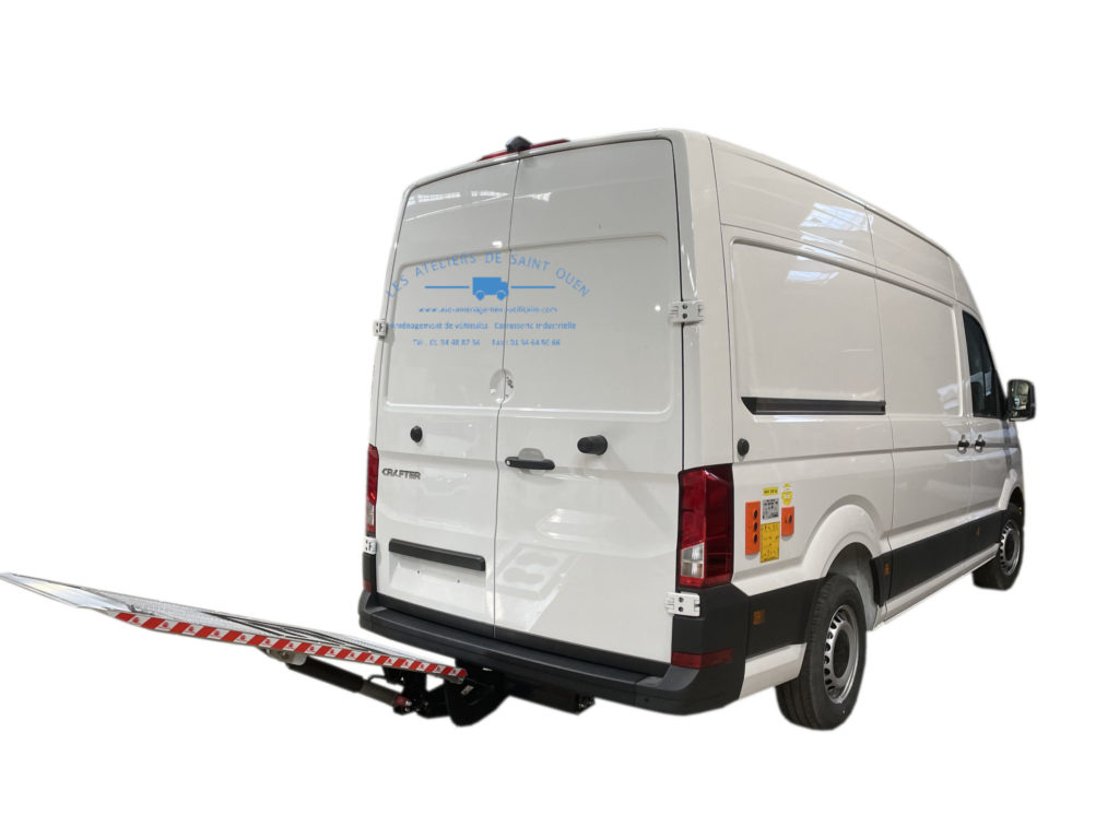 volkswagen crafter avec demi hayon élévateur