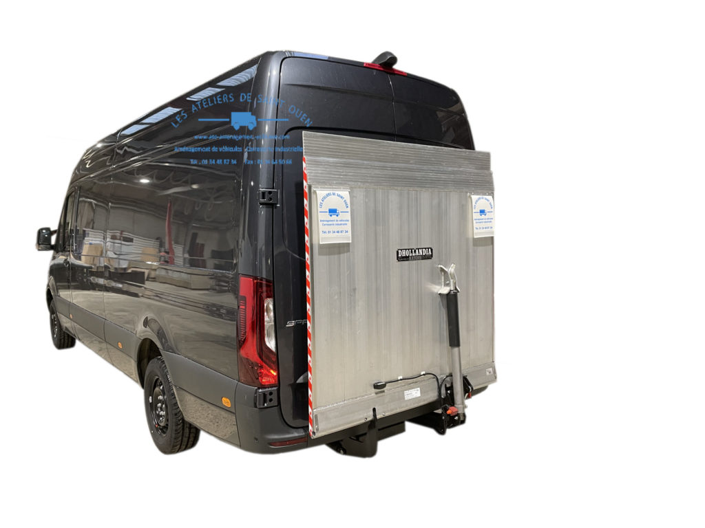 mercedes sprinter avec hayon élévateur
