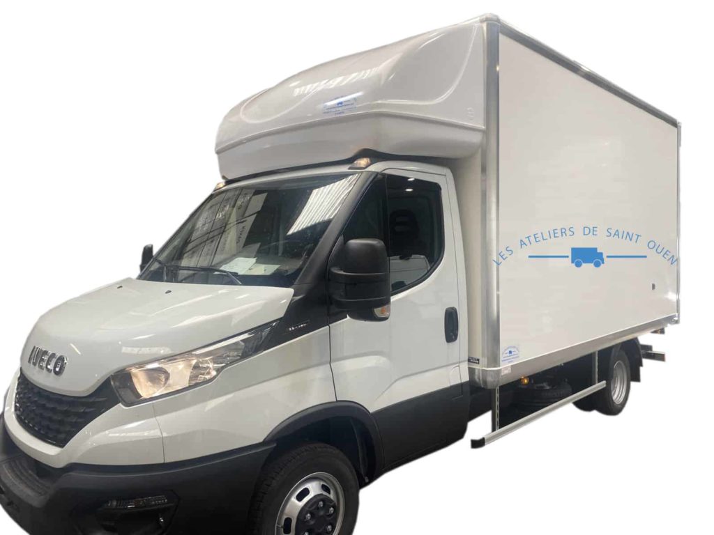 Iveco daily avec caisse grand volume et capucine