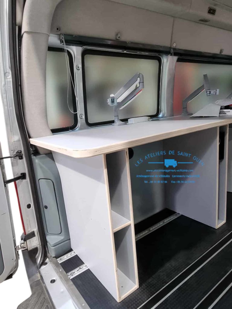 ford transit l2h2 avec bureau support avec ordinateur store plancher batterie additionnel