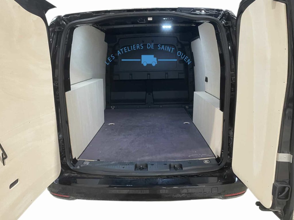 habillage en contreplaqué avec plancher antidérapant pour volkswagen caddy