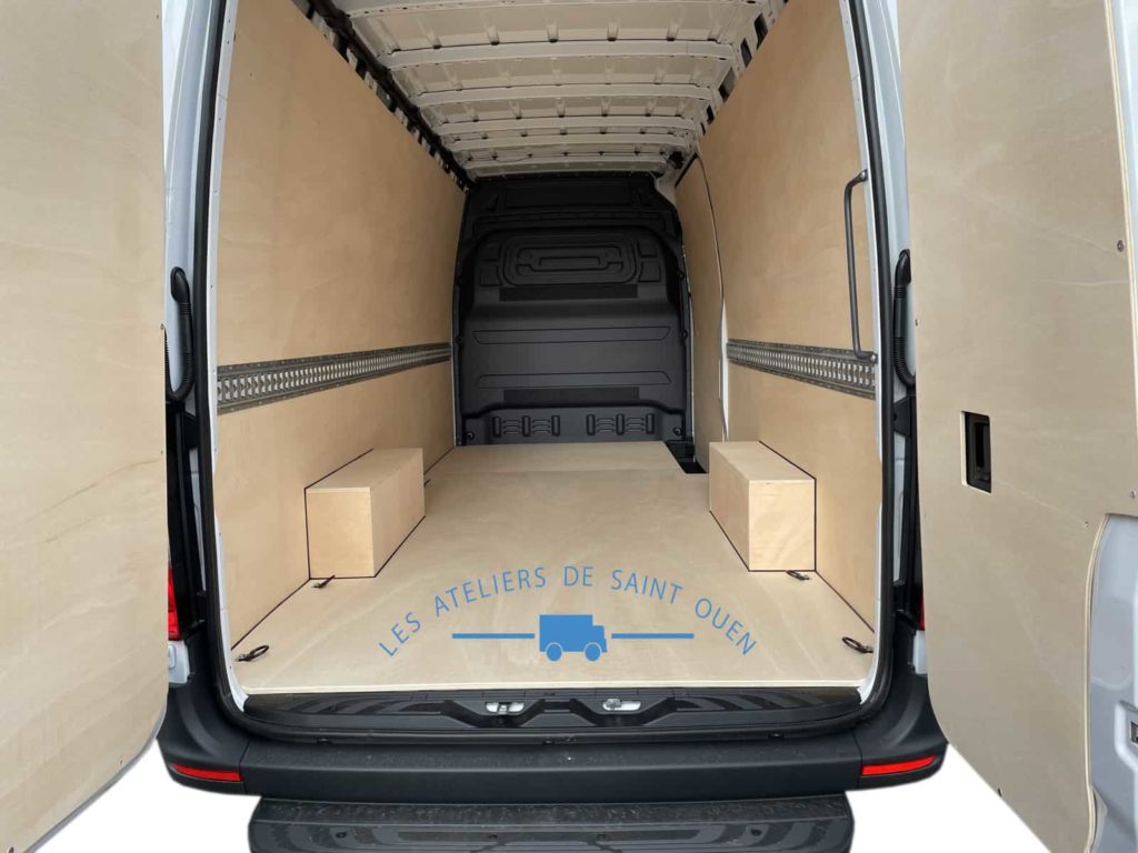 habillage en contreplaqué avec rail universel pour mercedes sprinter