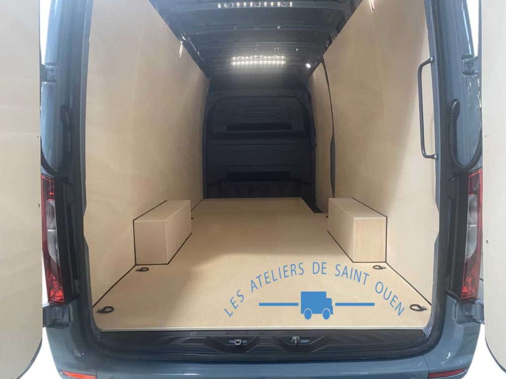 habillage en contreplaqué avec pour mercedes sprinter