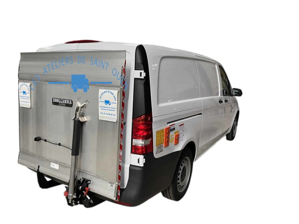 mercedes vito avec un hayon élévateur de chargement