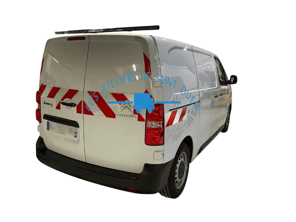 Rampe de signalisation gyroled orange sur un citroen jumpy