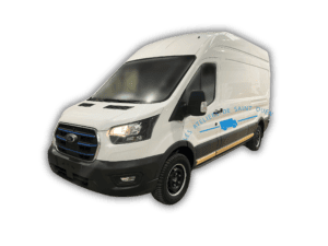 ford-e-transit avec proection bois sur les cotés