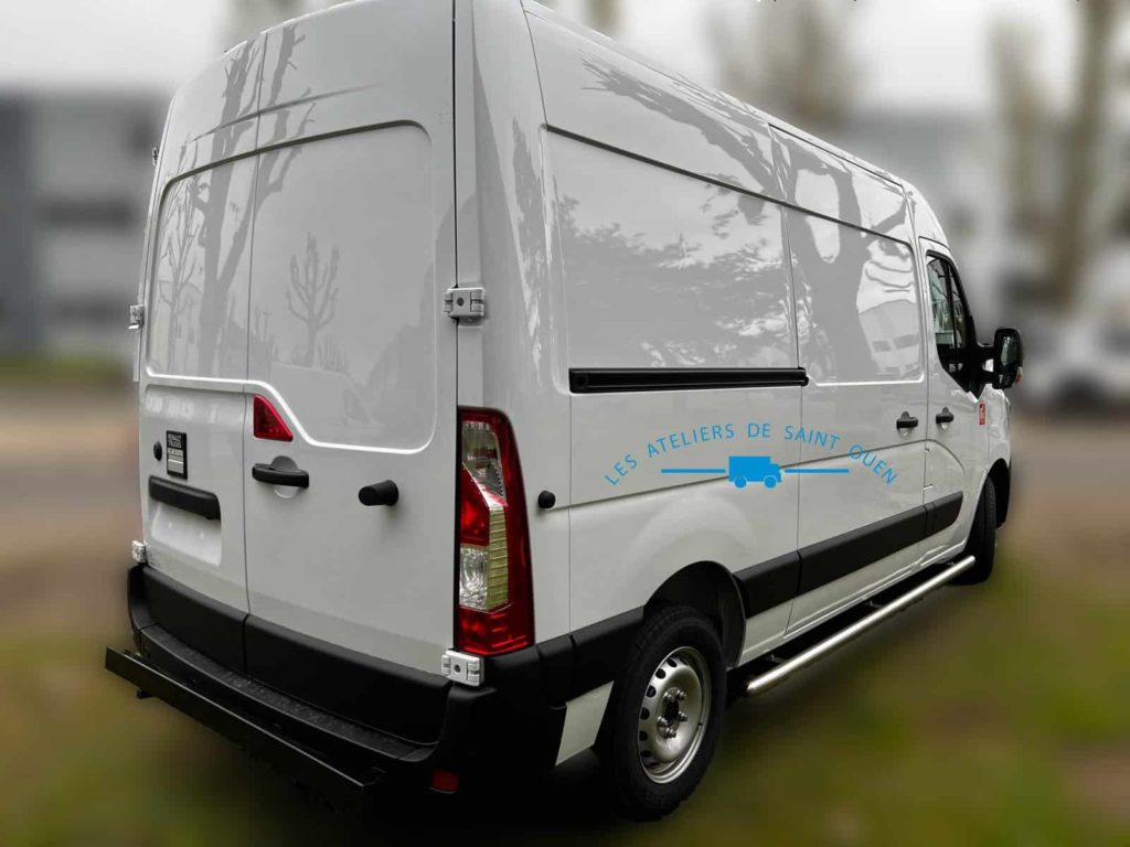 renault master fougon trucks avec tubes inox de protection latérale partie arrière