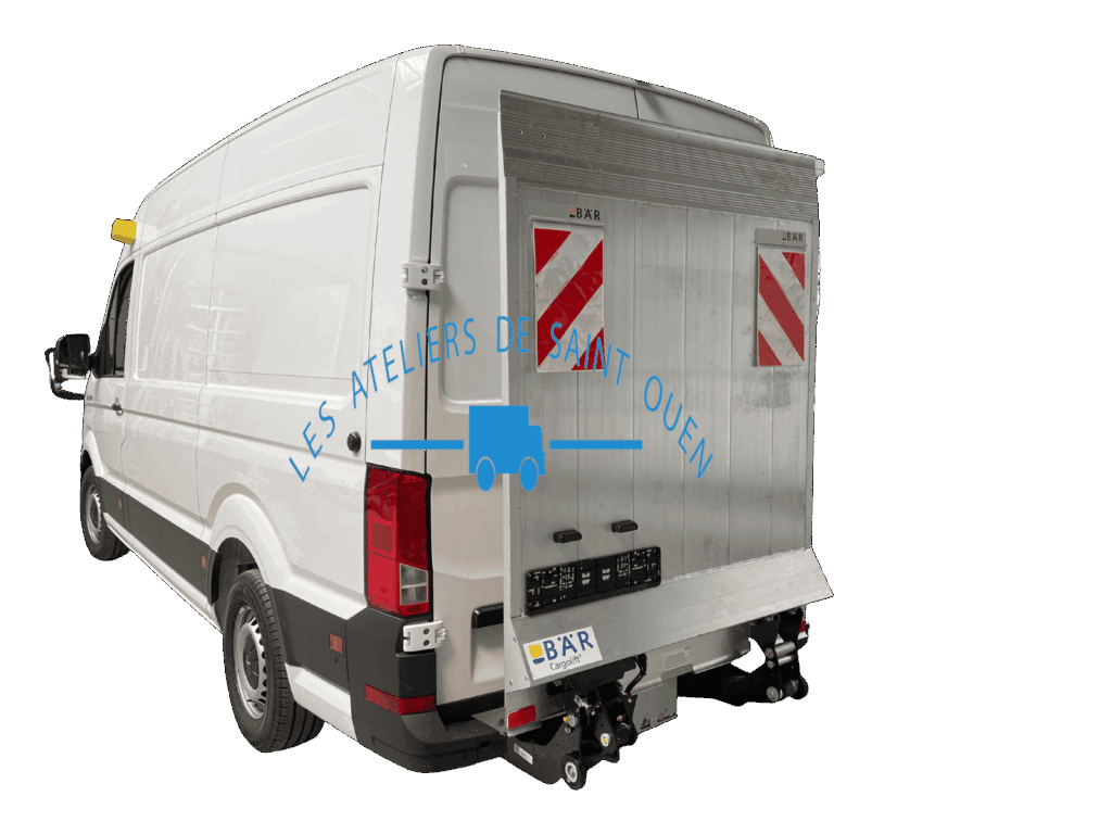 Véhicule équipé d'une hayon élévateur de la marque BAR
