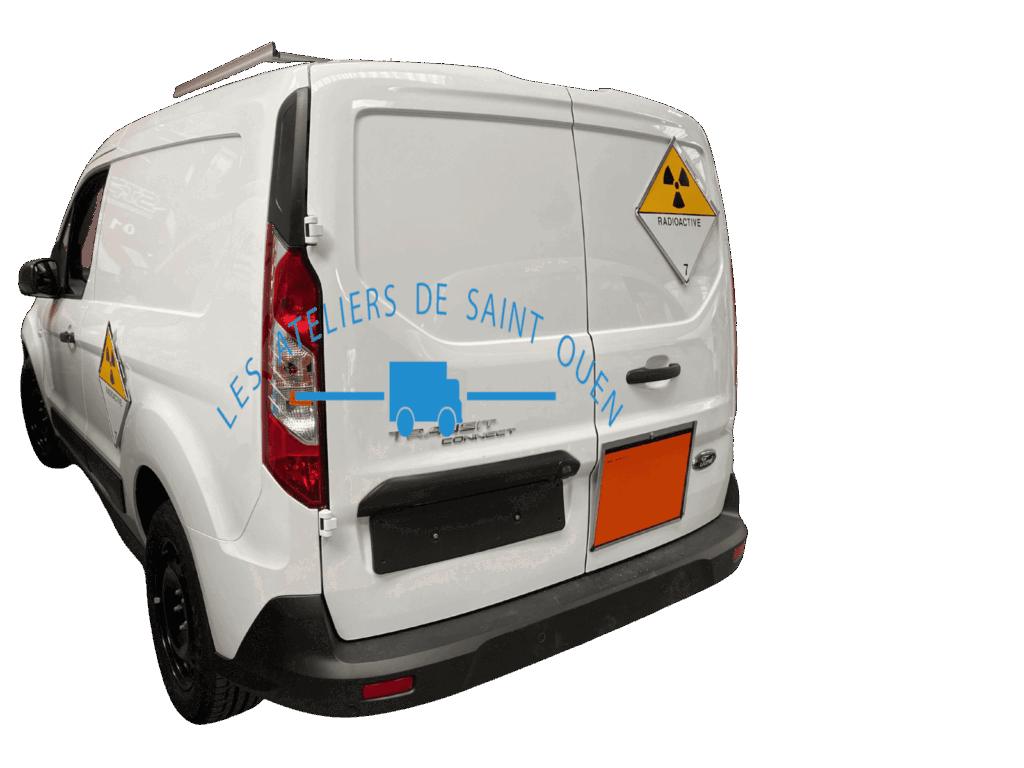 Ford connect équipé d'une galerie aluminium et de plaque ADR