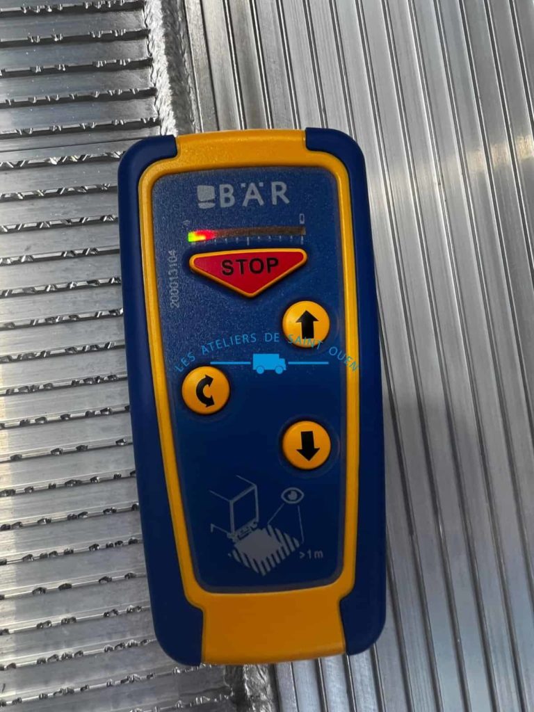 Télécommande sans fil pour hayon élévateur bar