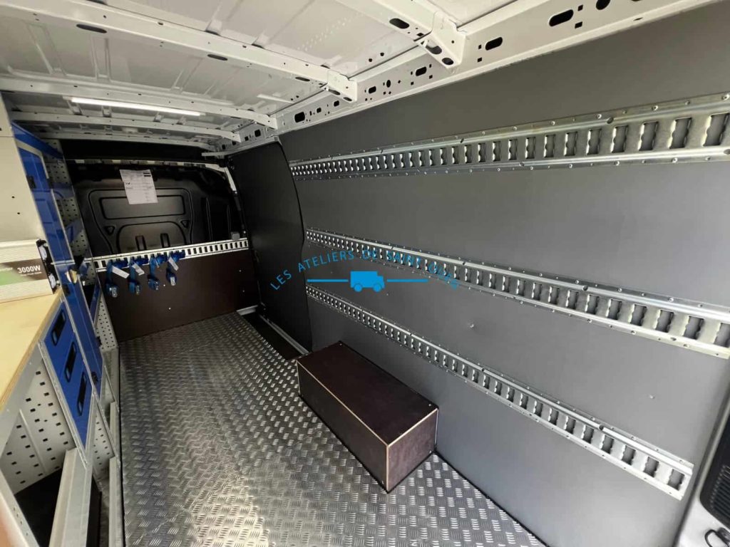 renault master veolia atelier mobile sangle étagère métallique rail universel