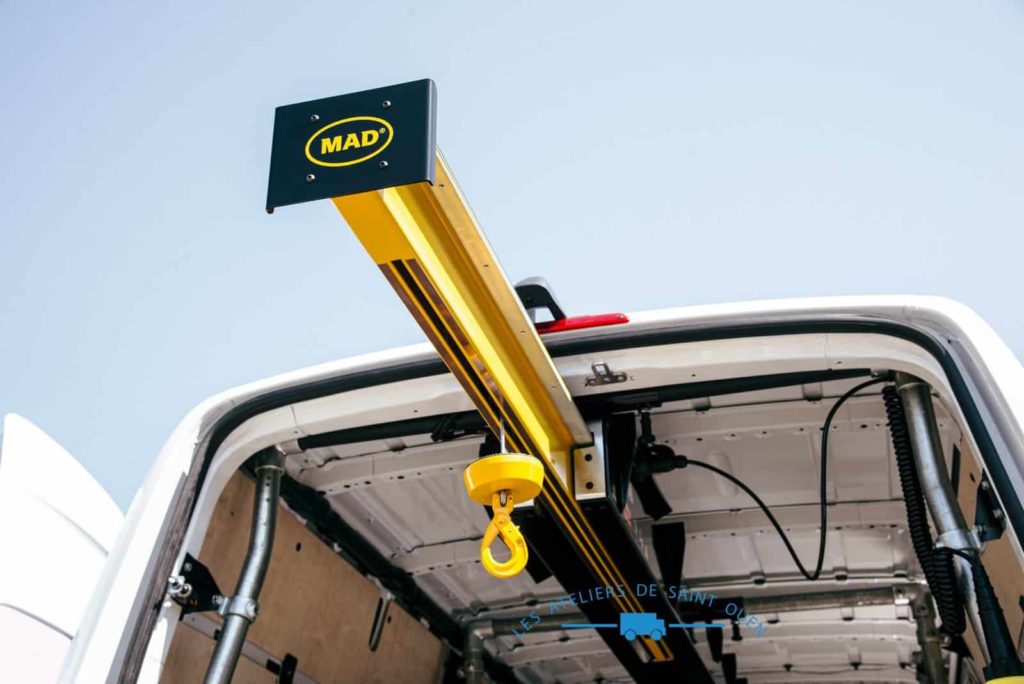 Aménagement véhicule utilitaire easy load port de charge et manutention millieu sortit zoom