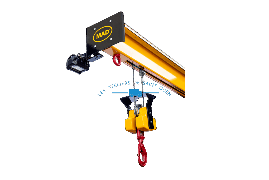 Aménagement véhicule utilitaire easy load port de charge et manutention avec treuil et crochet