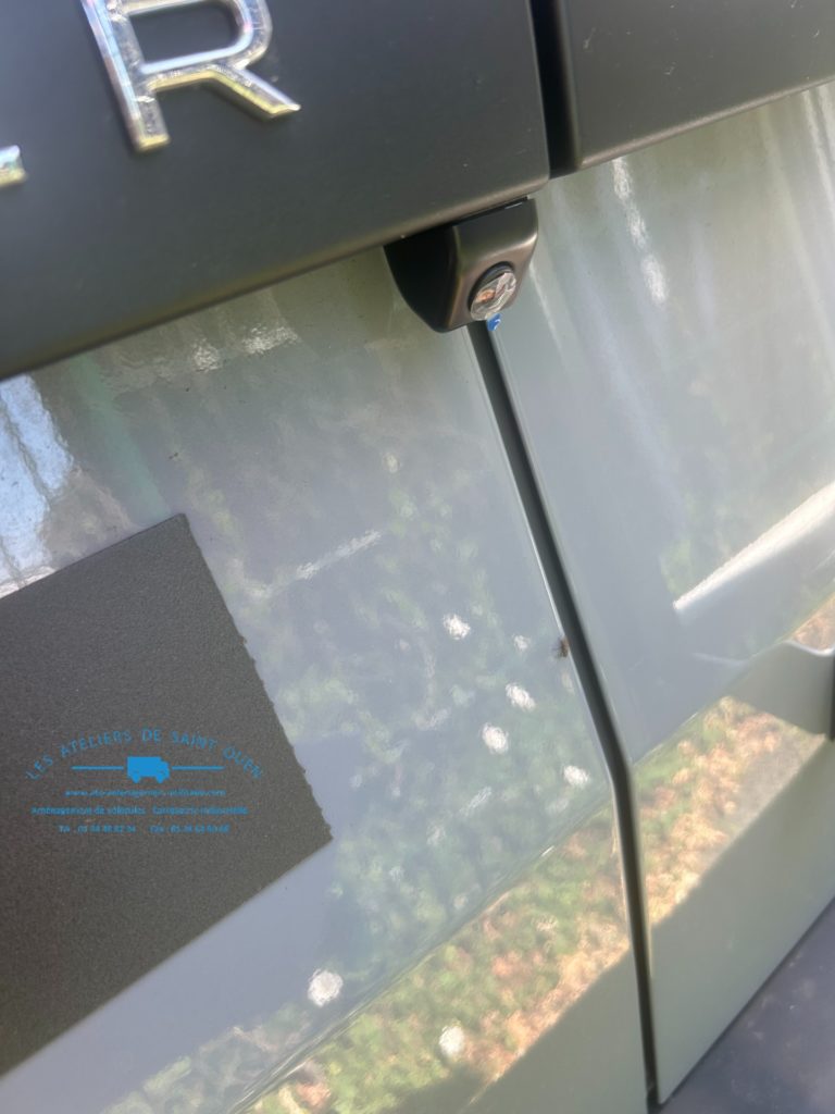 T7 équipé d'une caméra de recul