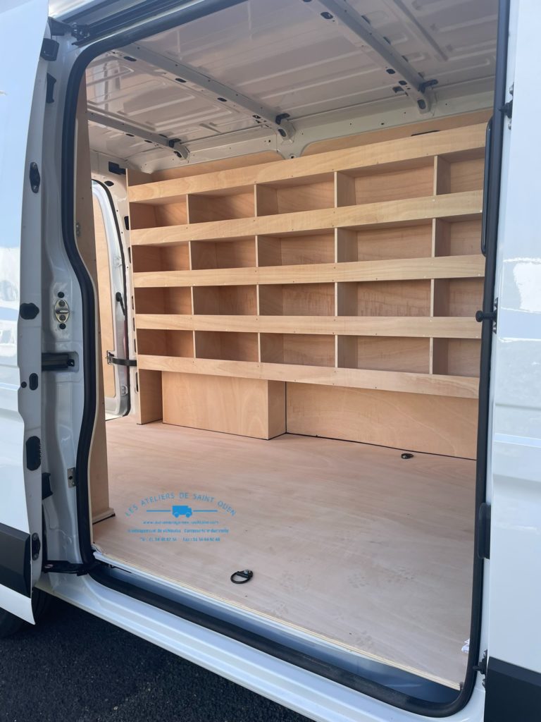 Nouveau Master avec habillage bois et étagère gauche standard