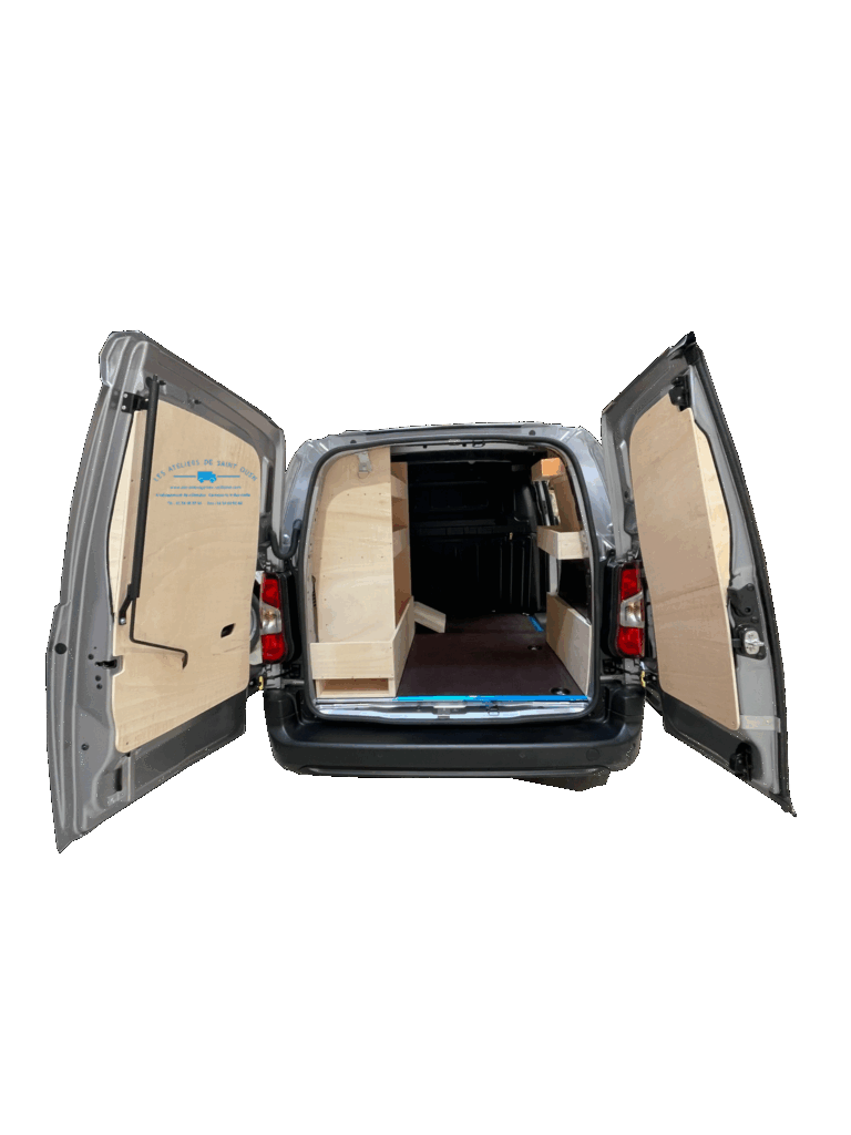 Véhicule avec serrure Mul T Lock et aménagement bois sur mesure