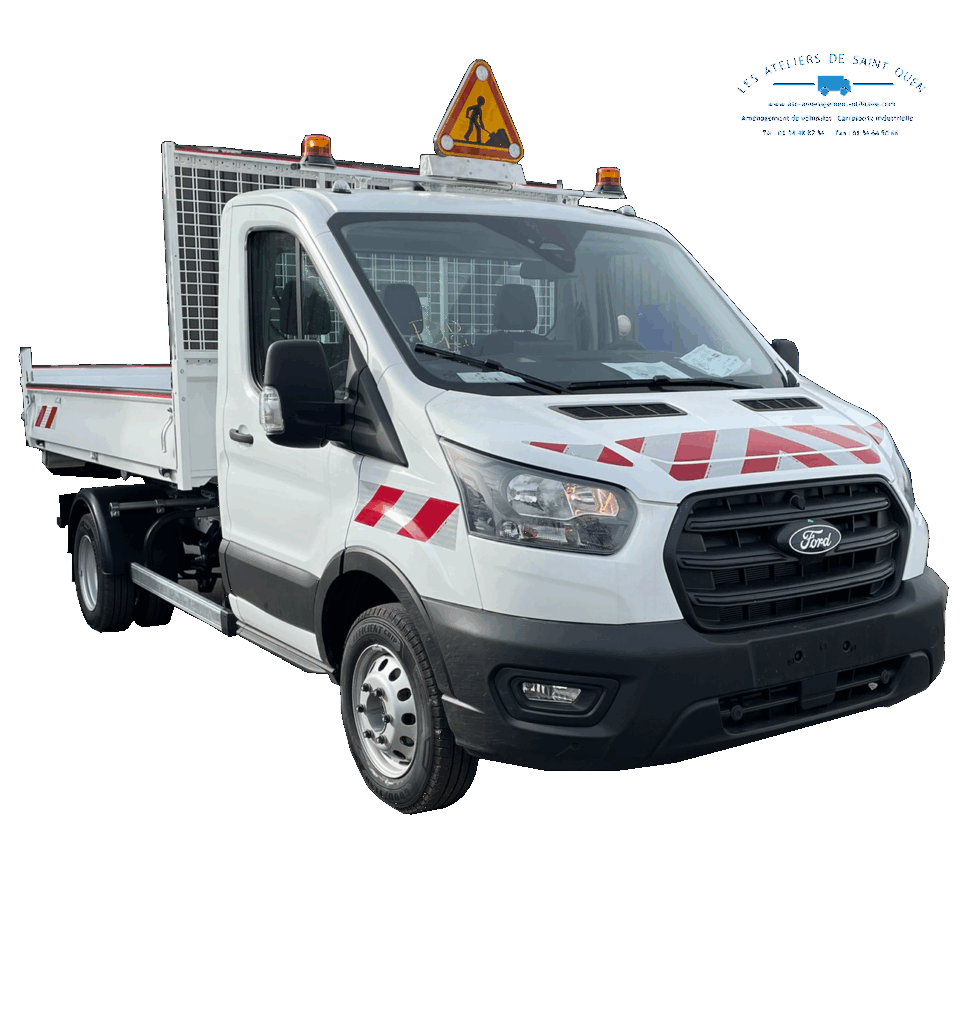 Véhicule avec barre triflash et gyroleds et équipé d'une benne JPM avec bandes réfléchissantes