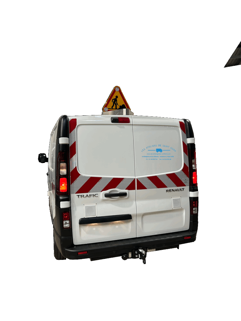 Trafic avec bandes réfléchissantes et triflash