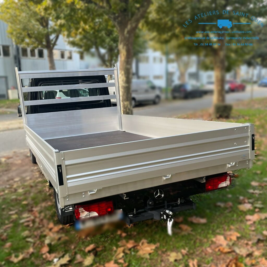 Sprinter équipé d'une plateau