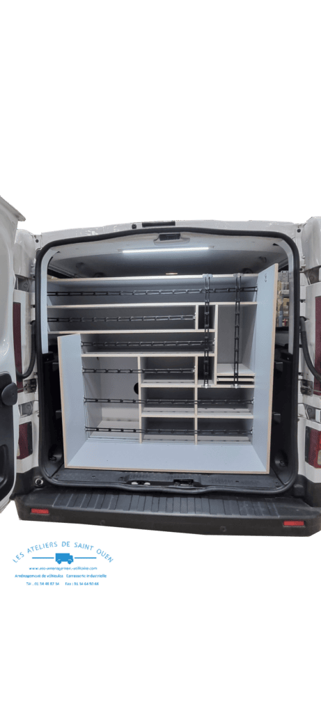 Etagère de rangement bois cp gris sur mesure pour Renault Trafic pour la croix rouge